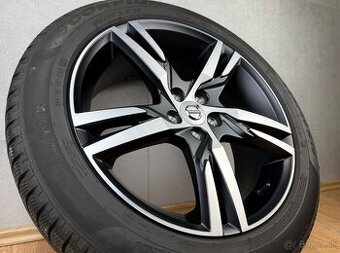 Originál zimní kolesa R19 Volvo XC40