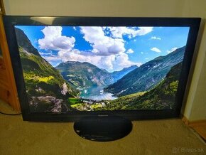Velká Full HD plazmová televize Panasonic 106 cm - 1