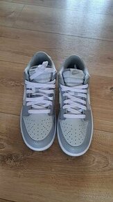 Nike Dunk Low GS Two-Toned Wolf Grey