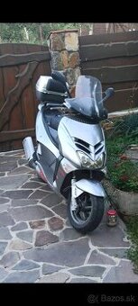 Prenájom skútra 15€ na deň Aprilia 125