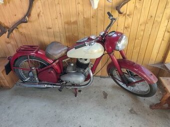 Jawa 250 perák