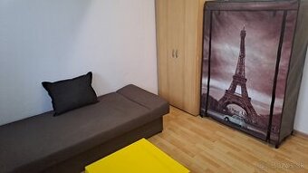 Prenájom zariadenej izby - Zvolen,Záhonok