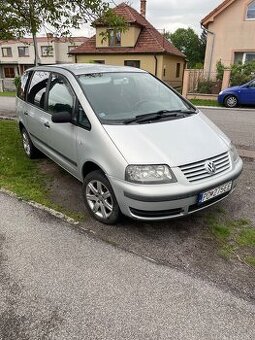 VW Sharan