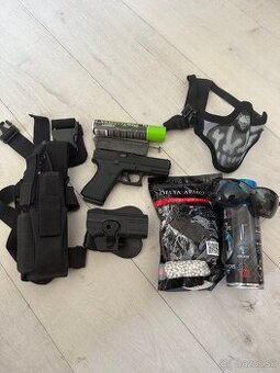 Predám airsoftovú zbraň WE Glock19 s blow backom a výbavou