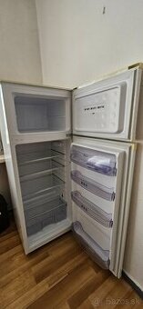 Predám kombinovanú chladničku Whirlpool
