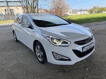 Hyundai i40 CW 1.7 CRDi Business A/T Combi Automat