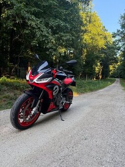 Aprilia Tuono 660 - 1