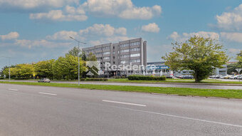 Obchodné priestory a kancelárie na prenájom – Martin, Sever