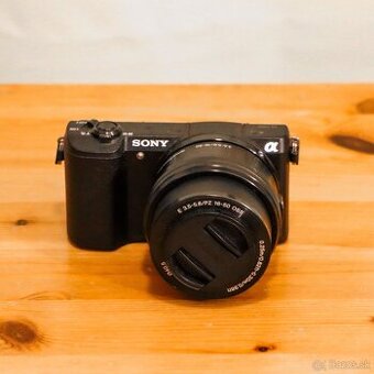 Sony Alpha A5100 + objektiv 16-50mm + příslušenství