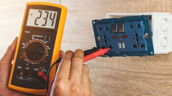 Elektrikar s firemným bytom zadarmo   1500€