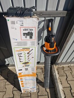 Nový Strihač stromkov worx