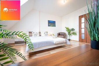 ŠTÝLOVÝ PODKROVNÝ 2-IZBOVÝ BYT V CENTRE NITRY – ŠTÚROVA ULIC