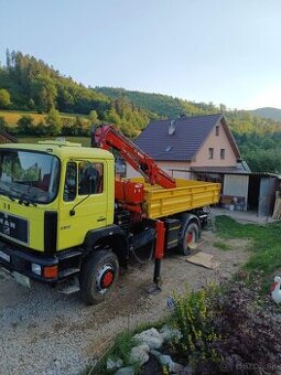 MAN trojstranný sklapáč s hydraulickou rukou, 4x4