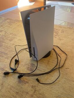 PREDÁM PLAYSTATION 5 vo výbornom stave 