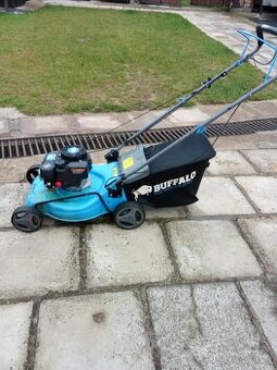 Benzínová kosačka