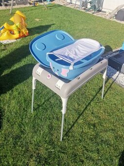 Predám detskú vaničku aj s podstavcom