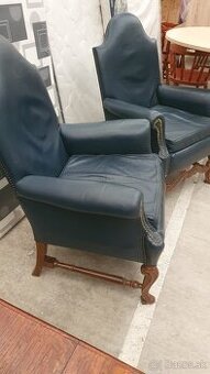 ŠTÝLOVÉ KOŽENKOVÉ KRESLO