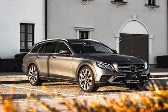 E220 All-Terrain 4Matic Magbetic Mat Grey Mat ODPOČET DPH
