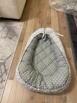 Hniezdo pre novorodenca