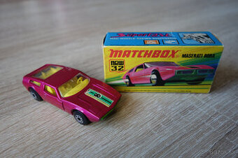 Matchbox Superfast No. 32 Maserati Bora