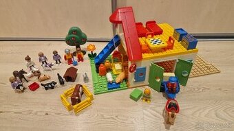 domček / farma Playmobil so zvieratkami