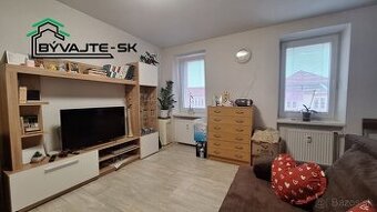 Garsonka 26m2, v tehlovom bytovom dome v Prievidzi na Starom