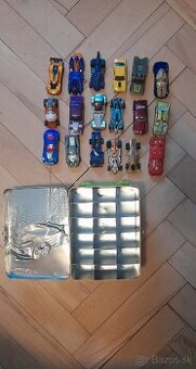 Hot wheels autíčka aj s kufrikom