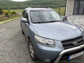 Hyundai Santa fe at