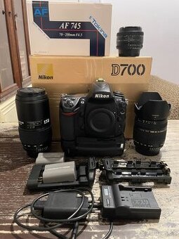 NIKON D700 + 3 objektivy