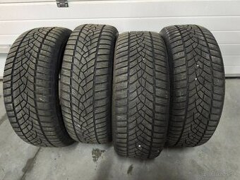 Zimné pneumatiky 215/55/ R17