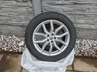 BMW X5 265/50/r19