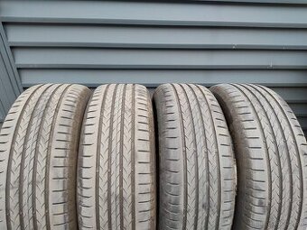 215/55 r18