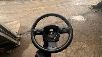 Audi A4 B7 S-line volant