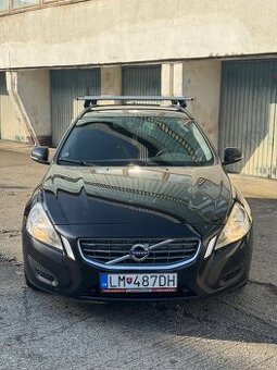 Volvo V60 Combi 1.6 Diesel – ročník 2013