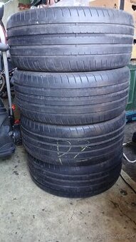 Goodyear 245/45 R18
