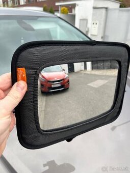 Bezpečnostné zrkadlo do auto deti