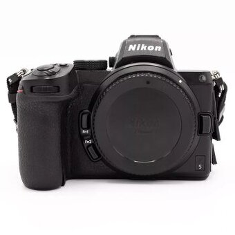 Nikon Z5