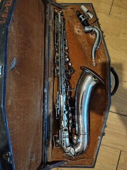 Tenor saxofón