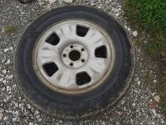 Zimné gumy 215/65R16