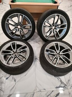 4ks alu disky r22 orig. AMG 5x112 r22 pneu + snimače tlaku