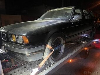 BMW E34 528i Touring