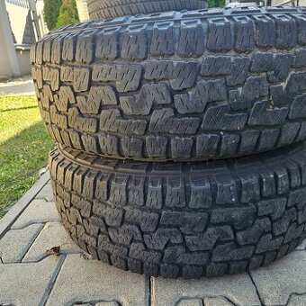 235/65 r17 Pirelli