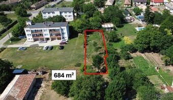Hronovce – 684 m2 STAVEBNÝ POZEMOK na menší domček/chatu