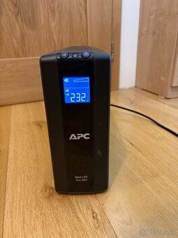 APC Power Saving Back-UPS Pro 900 Eurozásuvka