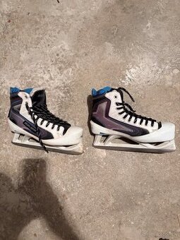 Brankárske korčule