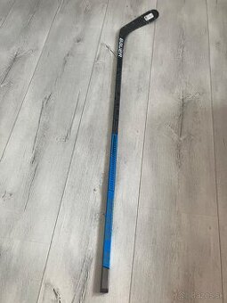 Predám hokejku Bauer nexus - 1