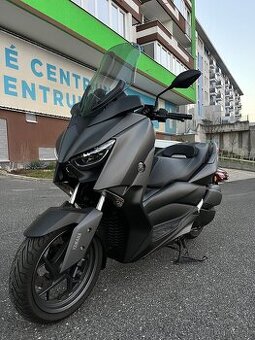 Yamaha XMax 300