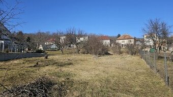 Stavebný pozemok o výmere 672 m2 v obci Štitáre pri Nitre