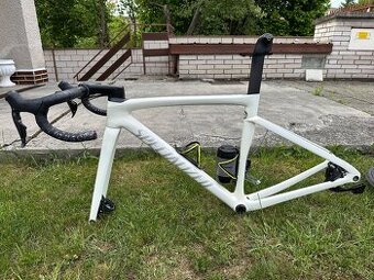 Specialized Tarmac SL7 Pro Di2 bez kolies,bez kľúk,bez sedla
