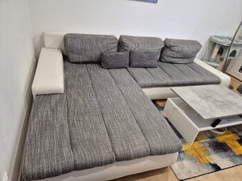 Rohová sedačka s taburetkou